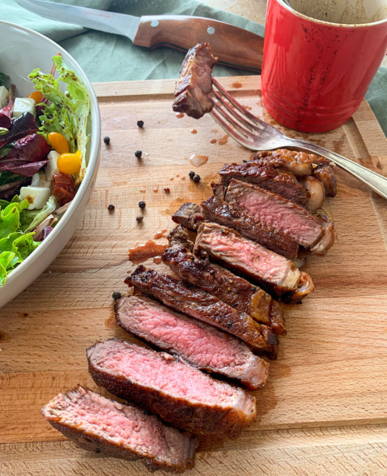 Easy Sirloin Steak Salad With Feta Cheese And Sundried Tomatoes Chilli And Life