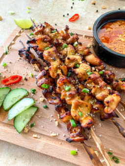 The Best Thai Satay Chicken Skewers with Homemade Satay Sauce - Chilli ...